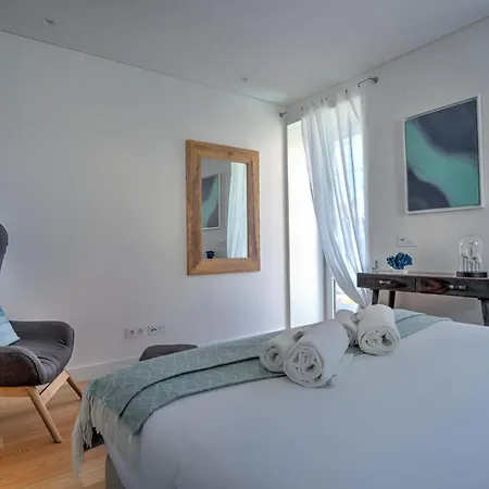 アパート Urban エストリル