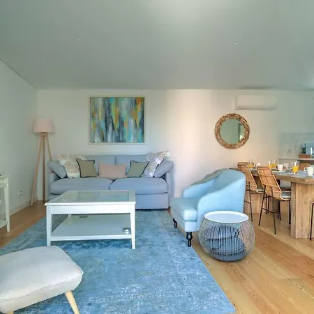 Urban エストリル