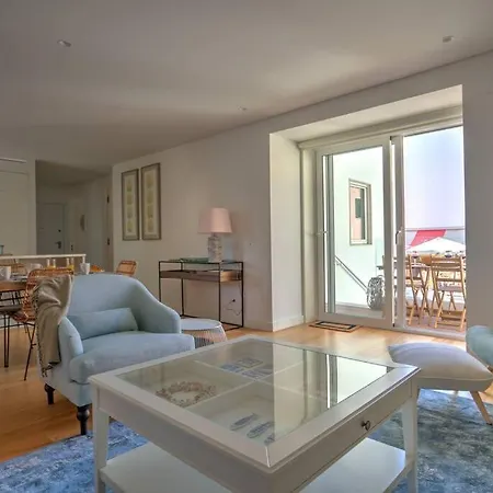 Urban エストリル